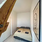 Marina Luxe - Two Bedrooms, High-end, Iconic Location & Private Parking Apartmán