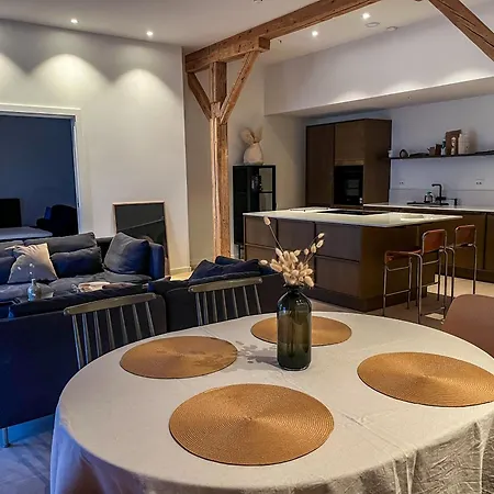 Leilighet Marina Luxe - Two Bedrooms, High-end, Iconic Location & Private Parking *