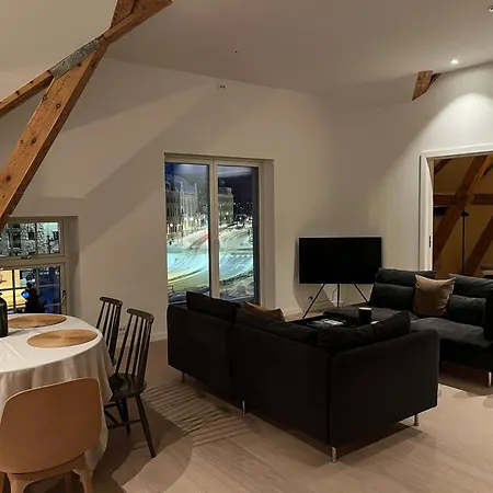 Leilighet Marina Luxe - Two Bedrooms, High-end, Iconic Location & Private Parking Ålesund
