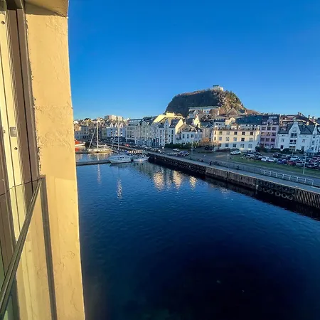 아파트 Marina Luxe - Two Bedrooms, High-end, Iconic Location & Private Parking *