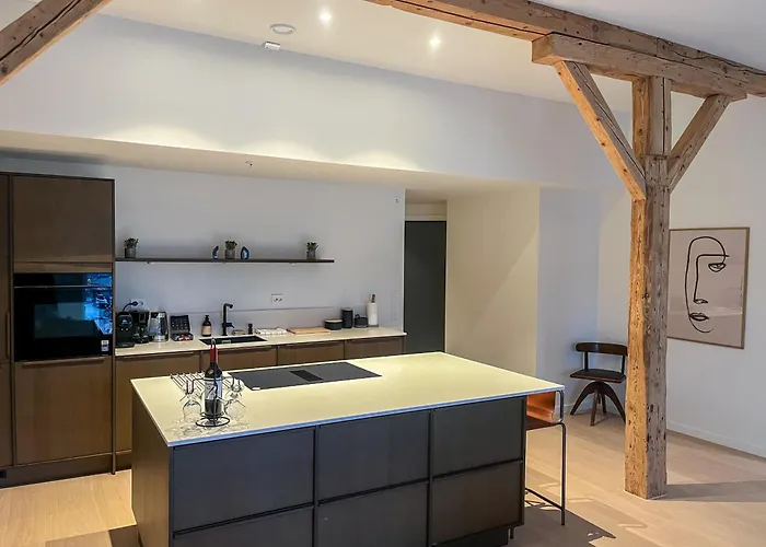 Marina Luxe - Two Bedrooms, High-end, Iconic Location & Private Parking Апартаменты *